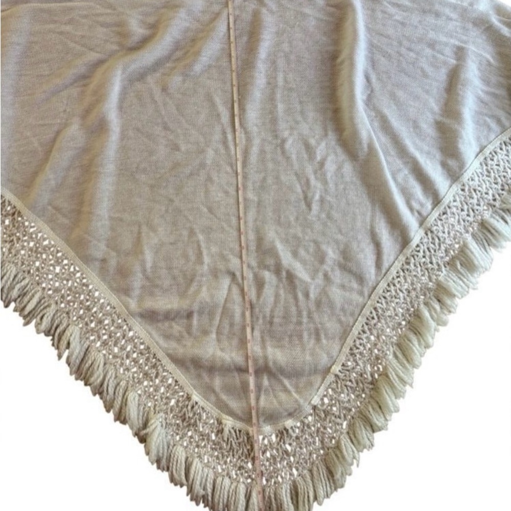Women's White Bohemian 100% Acrylic Duster / Wrap w/ Tassles